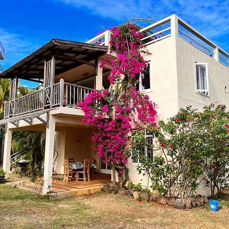 Roche Island Bungalows Grand Baie Esterno foto