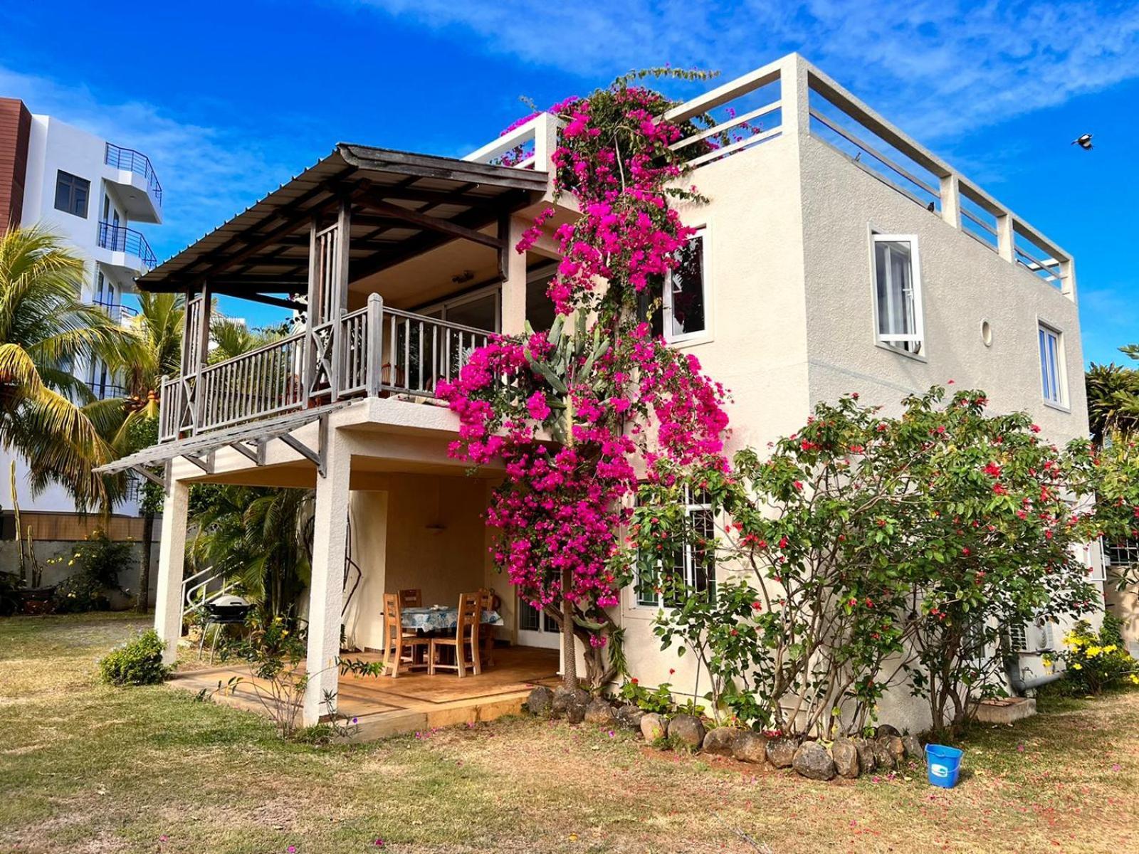 Roche Island Bungalows Grand Baie Esterno foto