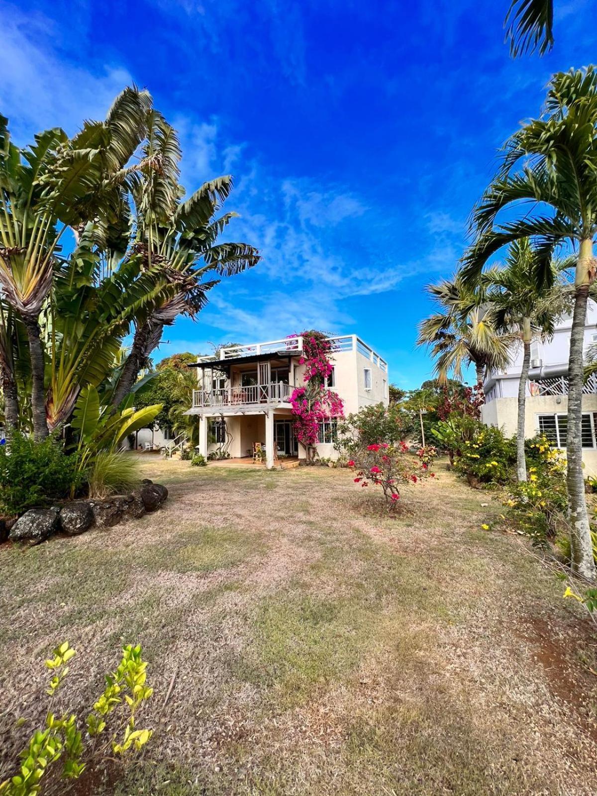 Roche Island Bungalows Grand Baie Esterno foto