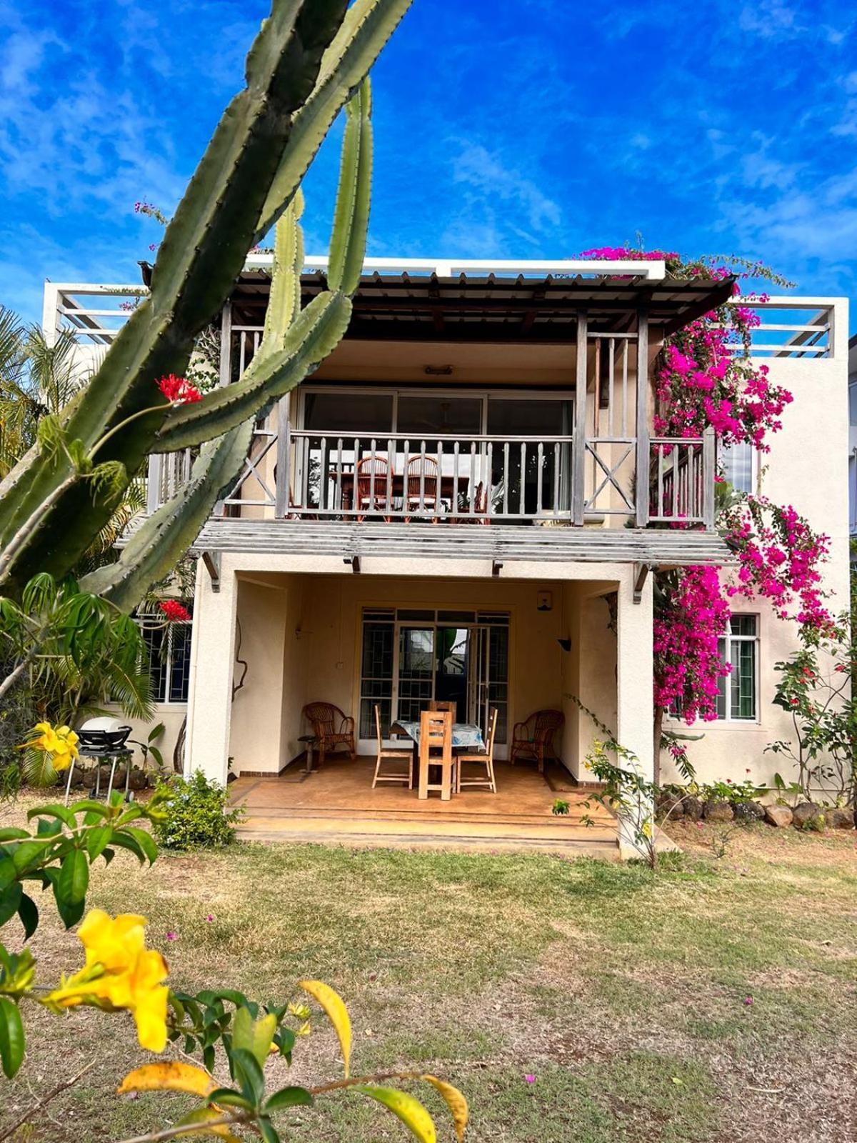 Roche Island Bungalows Grand Baie Esterno foto